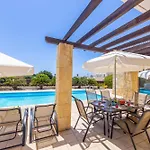 Anthia Villa